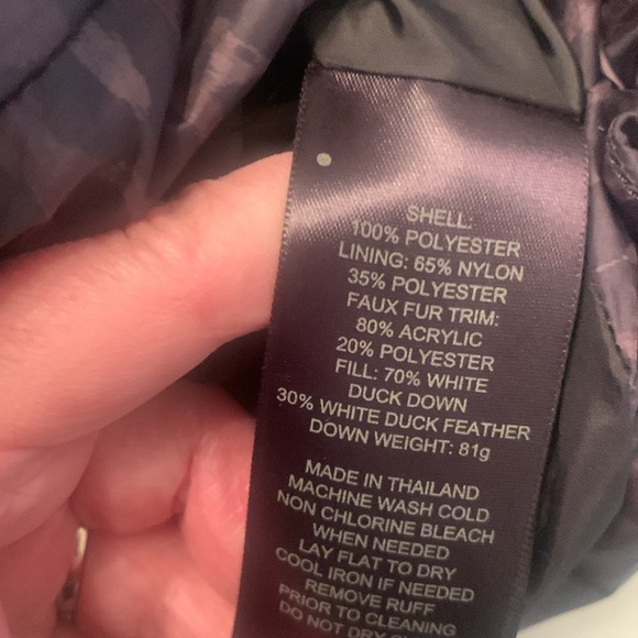 EUC Coach Animal Print 70 % Duck Down Puffer Vest  Medium ( can fit large ) - Picture 4 of 12